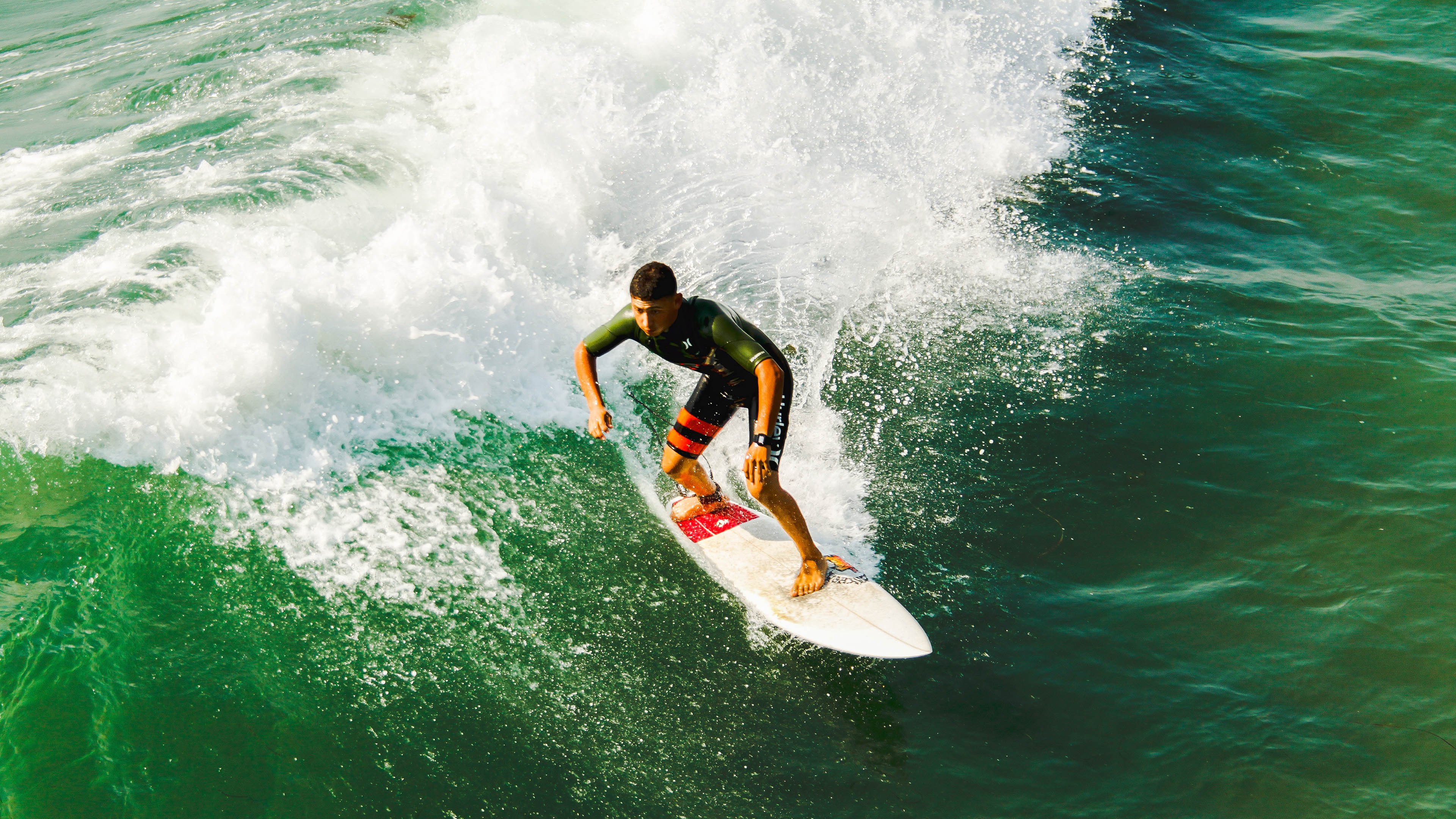 对阵科威特逆转取胜,比分 86‑74 延续连胜