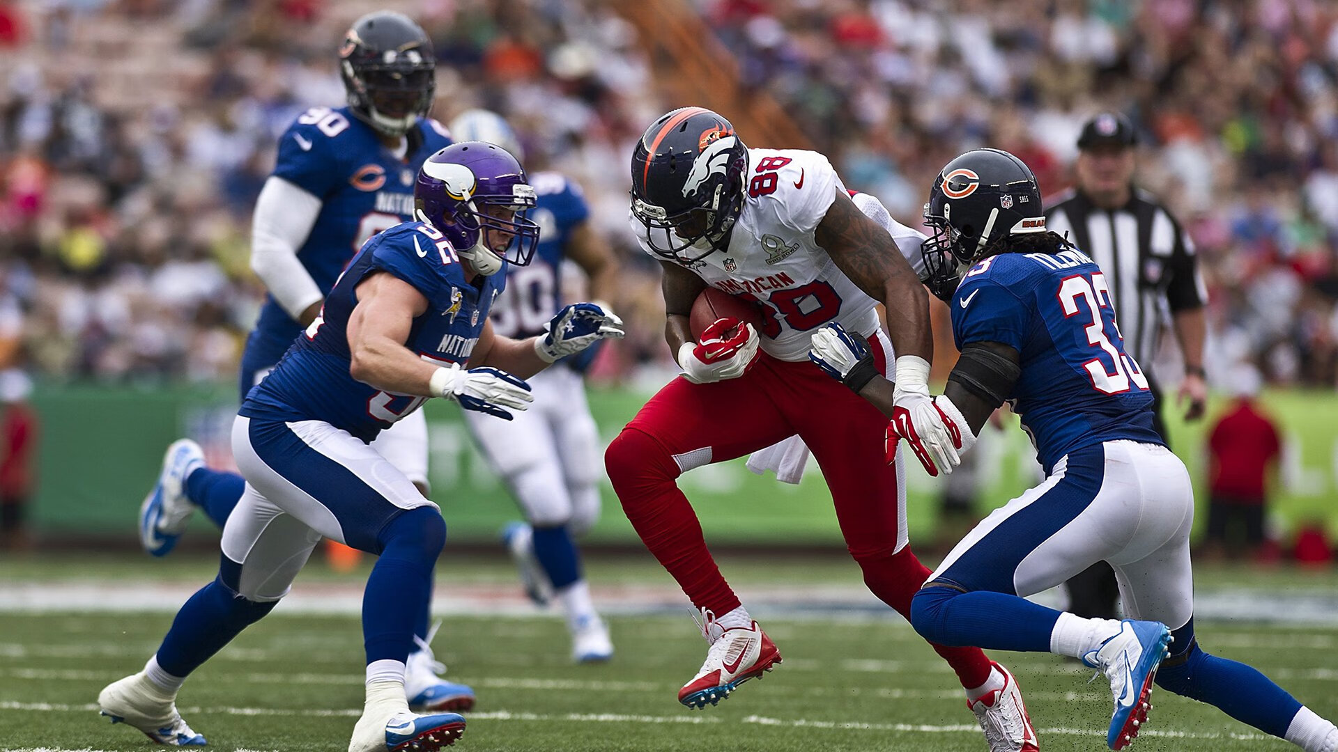 乐鱼体育下载入口-“马丁·高尔西：美洲狮队的未来领袖，展现橄榄球全能技艺”